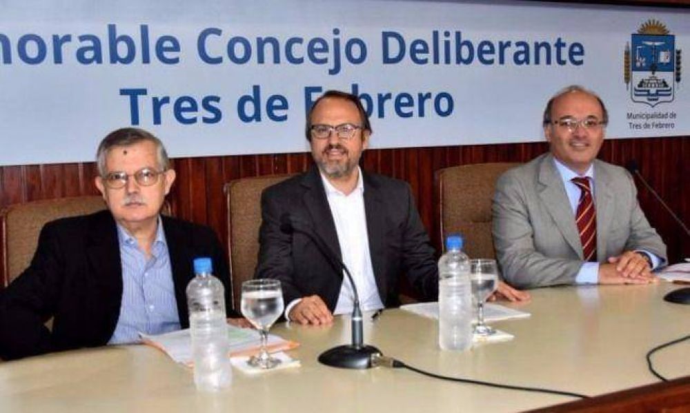 En mayora, la oposicin acorrala a Valenzuela en el Concejo Deliberante