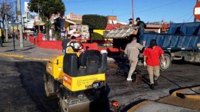 Contin�a el arreglo de calles y baches en diversos sectores de la ciudad