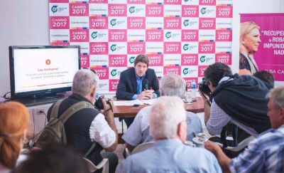 El diputado Castello rechaza que hayan sido 30 mil los desaparecidos durante la dictadura