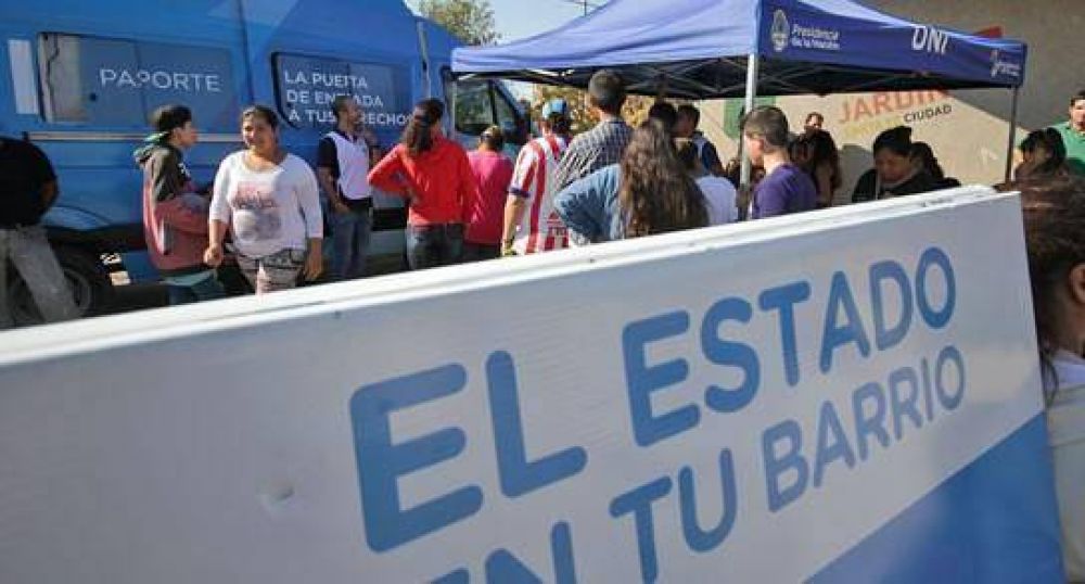 Corral recorre las instalaciones en Coronel Dorrego