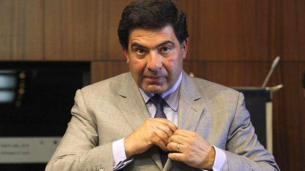 Ricardo Echegaray declar� en una causa en la que est� acusado de pagar sobreprecios