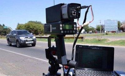 Fotomultas: instalaron un radar fijo sobre la Ruta 51
