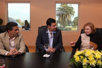 Urtubey inaugura la jornada de Debate para una Ley de Gobierno Abierto