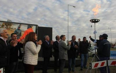 Inauguran ramal de alimentaci�n para 32 barrios