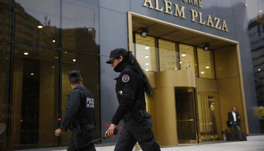 Allanaron Odebrecht y secuestraron datos sobre obras p�blicas realizadas con AySA
