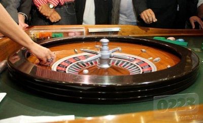Tras el pago de horas extra, reabren los casinos