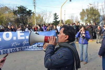 Sin recolecci�n de residuos, ni distribuci�n de agua y carb�n en barrios perif�ricos
