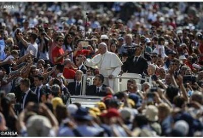 El Papa en la catequesis: “Jesús camina siempre junto a nosotros para darnos esperanza”