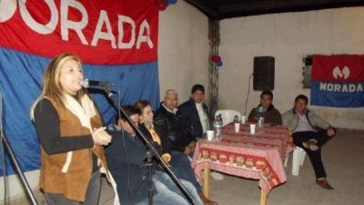 La l�nea radical MORADA recorri� La Paz y Pom�n