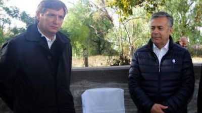 F�lix se aleja de Cornejo y de algunos referentes del kirchnerismo