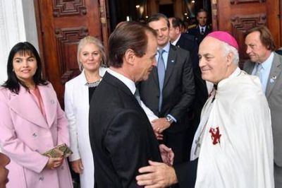 Luego del Tedeum Bordet inst� a guiarse por el esp�ritu de patriotismo y abnegaci�n para gobernar 