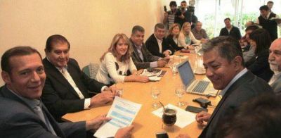 Ocho listas competir�n en la interna del MPN