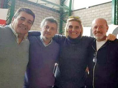 �a Carlos Fernando lo empezaron a cocinar a fuego lento