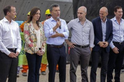 Obras y campa�a: Macri y Vidal inauguran hoy el viaducto del Puente Lanoria