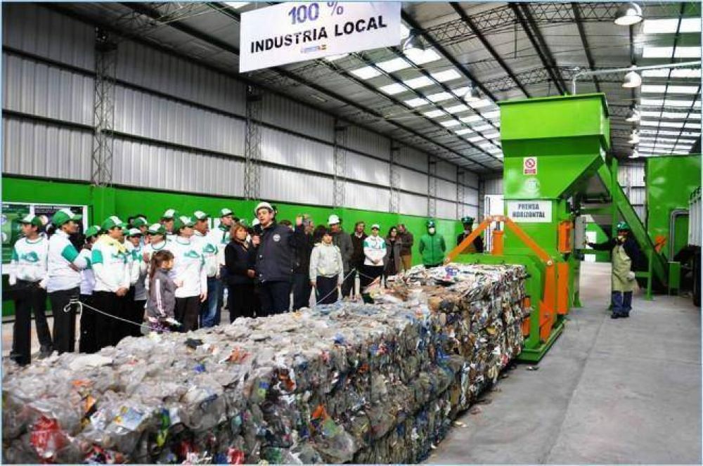Gesti�n Ambiental invita a escuelas a la Planta de Residuos