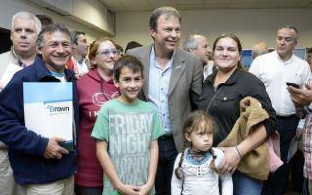 Cascallares junto a 30 clubes de barrio en Almirante Brown