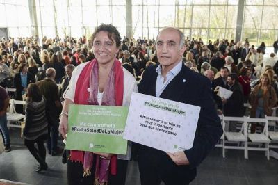 Ortiz destac� la reducci�n de la mortalidad materna en un evento en Vicente L�pez