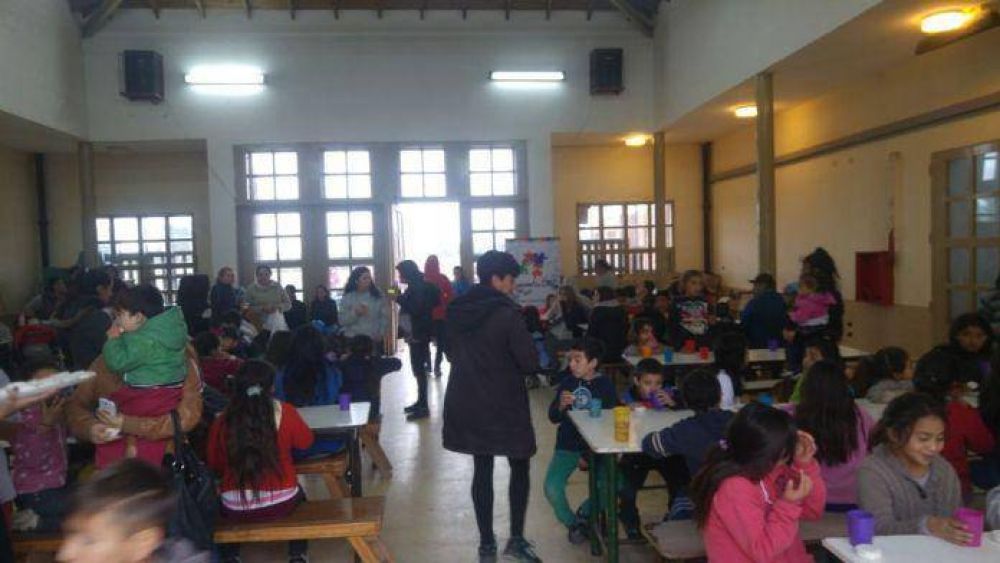 Una ong lanz� un programa barrial destinado a los ni�os