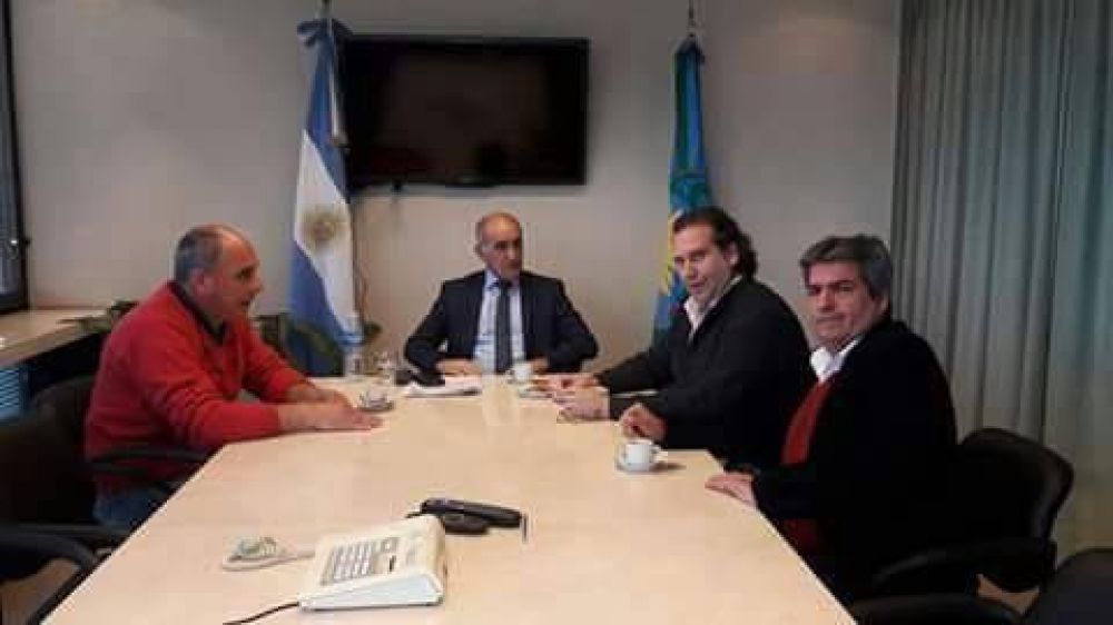 Radicales nicole�os se reunieron con el Vicegobernador bonaerense