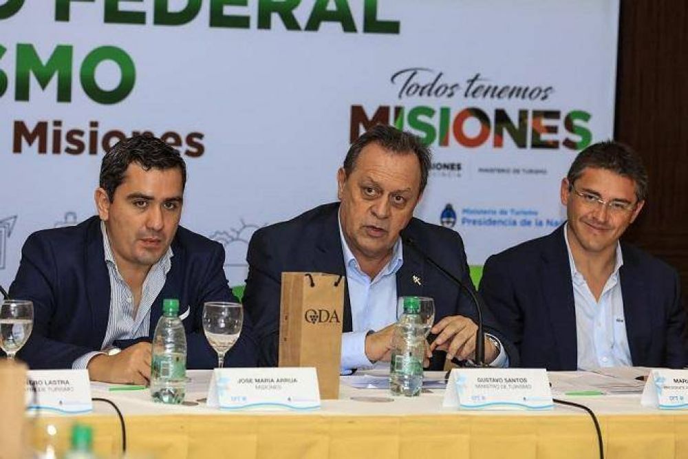 El Consejo Federal de Turismo sesion en Iguaz con representantes de todo el pas