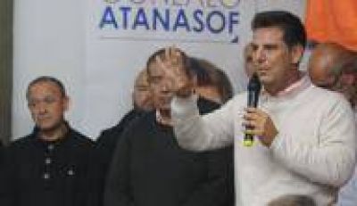 La Plata: Con diagn�stico y propuesta, Atanasof hace su presentaci�n el mi�rcoles en el Teatro �pera