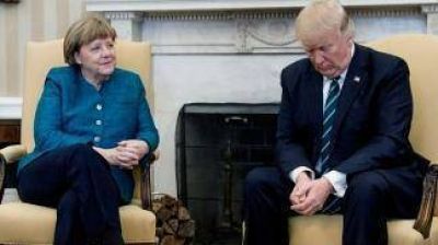 Merkel reclam� mayor cohesi�n por parte de Europa y su partido critic� a Trump