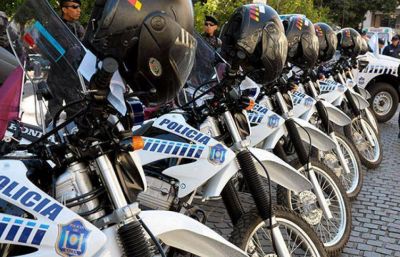 Urtubey entrega 50 motocicletas para el servicio de Seguridad