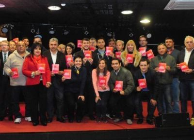 Lanzaron la Libreta de Salud Deportiva para m�s de 20 mil estudiantes