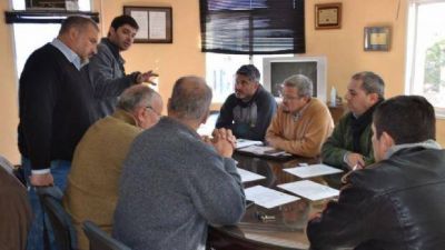 Saneamiento del lago: Cosqu�n avanza con la obra troncal de cloacas
