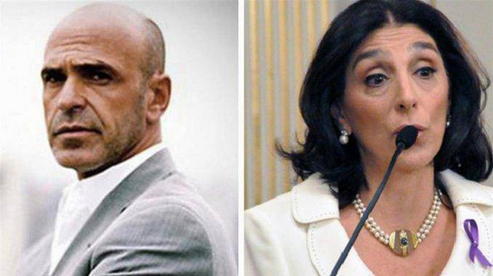 Denuncian a Arribas y Majdalani por espiar a Carri� y piden que sean apartados 