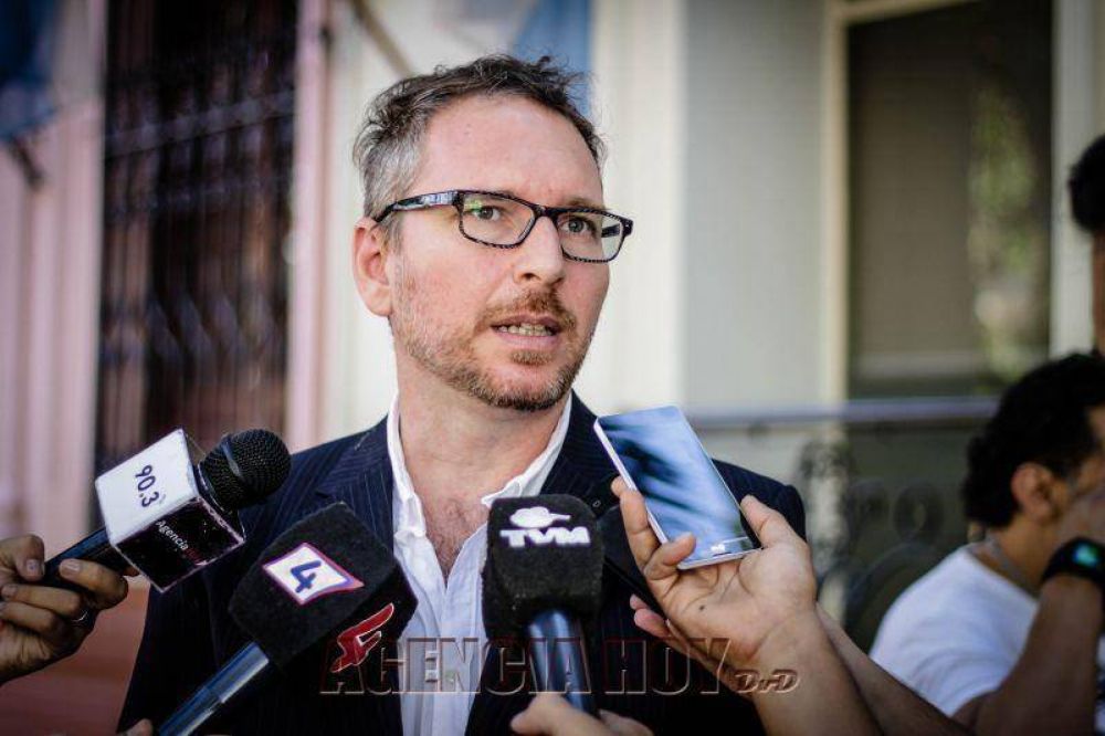 LEGISLATIVAS 2017: JUAN MANUEL HOLZ ANUNCI� QUE SER� PRECANDIDATO A SENADOR NACIONAL