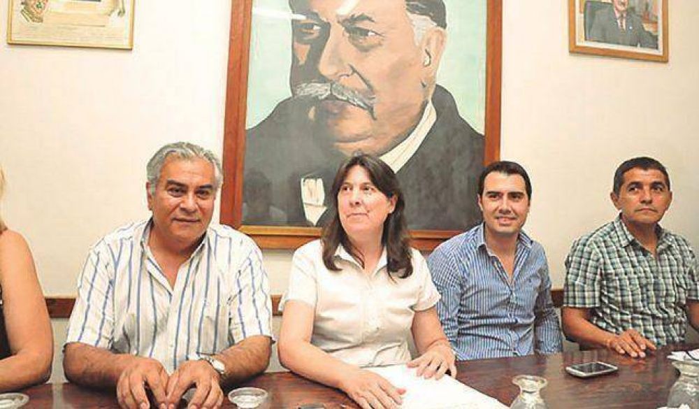 El Bloquismo modificar� la Carta Org�nica para quitar la afiliaci�n a quienes jueguen por afuera