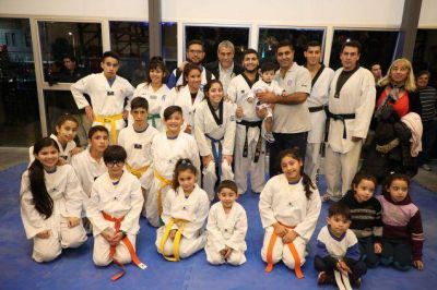 Ferraresi inaugur� el Edificio Municipal de Alto Rendimiento Deportivo