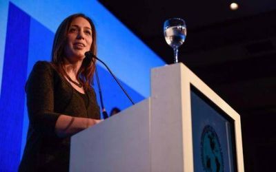 Vidal a empresarios: �Necesito que se sumen a este equipo m�s de lo que lo han hecho�