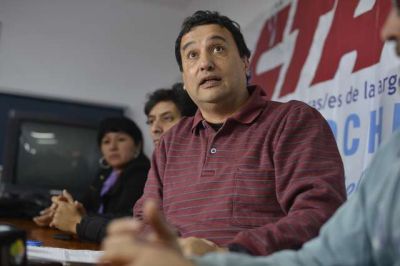 La CTA eval�a denunciar al fiscal que imput� a Aguiar