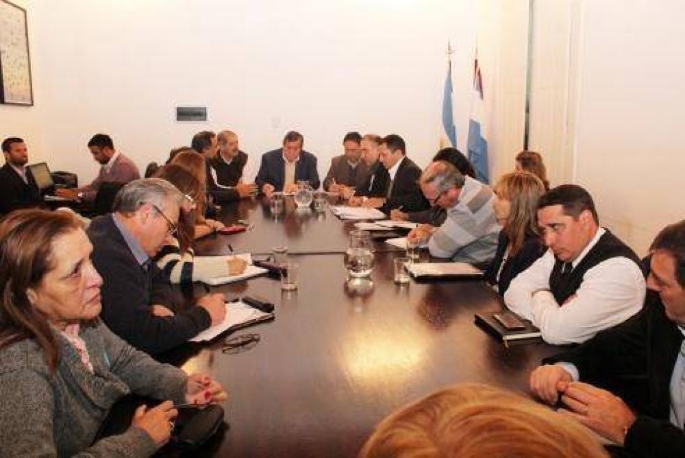 Paritaria estatal: �Estamos haciendo el m�ximo esfuerzo�, dijo el Secretario de Hacienda 
