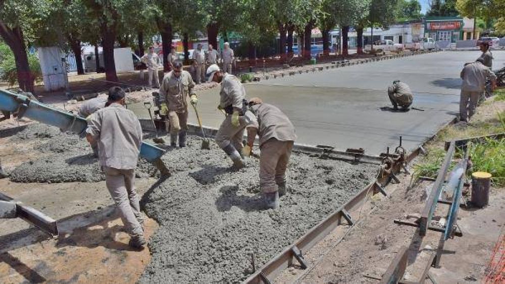 Cierre vehicular por obras en avenida Beschtedt