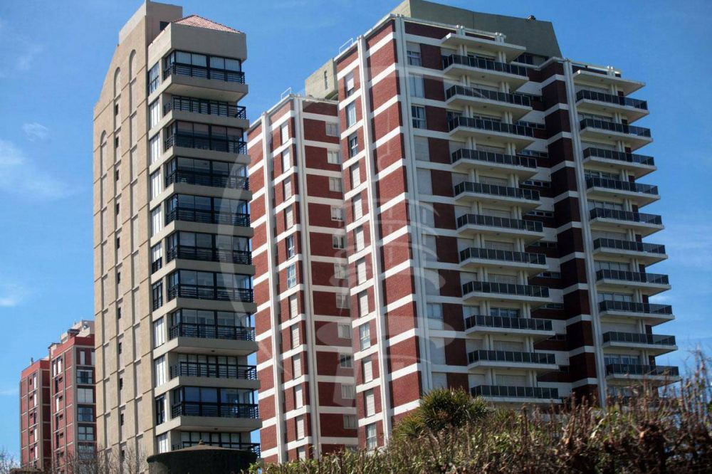 Aseguran que �hay m�s de 100 edificios que esperan tener conexi�n de gas�