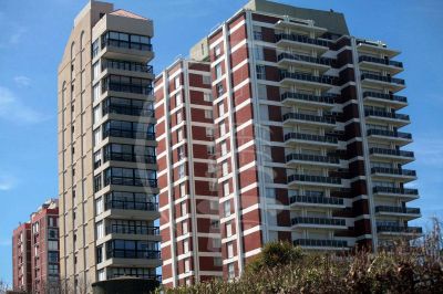 Aseguran que �hay m�s de 100 edificios que esperan tener conexi�n de gas�