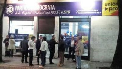 El Partido Dem�crata porte�o apuesta a la renovaci�n y a Larreta
