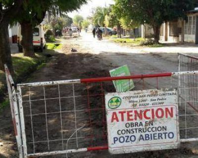 Barrio Obrero: Coopser instal� ca�os de desag�es y los tuvo que sacar