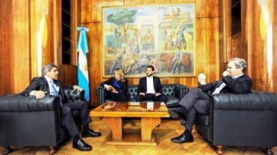 Santa Cruz obtuvo un cr�dito del Banco Naci�n por $750 millones en tres cuotas
