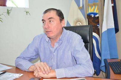 Ruiz mantiene la suspensi�n, pero los concejales no est�n de acuerdo