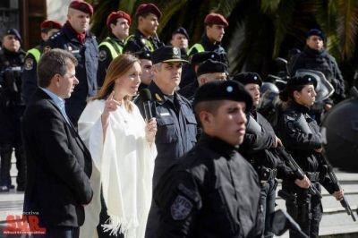 Provincia incrementa el patrullaje policial en las calles y present� la nueva unidad t�ctica de operaciones