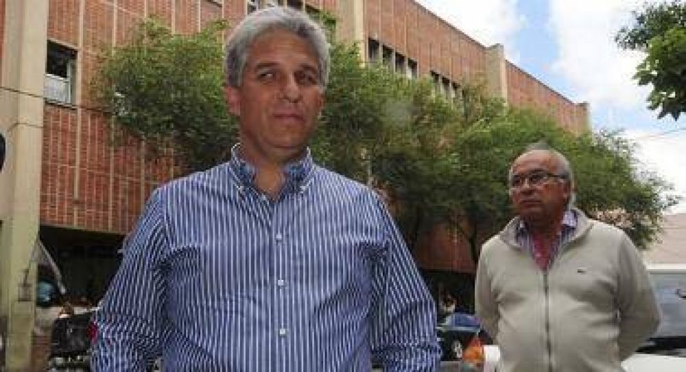 El Gobierno cerr� un acuerdo con Poggi para desbancar a los Rodr�guez Sa� en San Luis