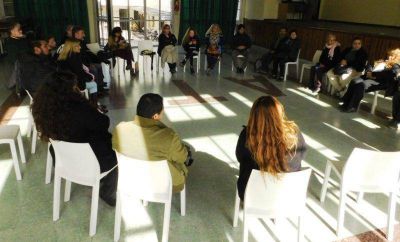 En plenario de delegados, ATE ratific� el rechazo a la propuesta del Gobierno y decidi� mantener el estado de asamblea 