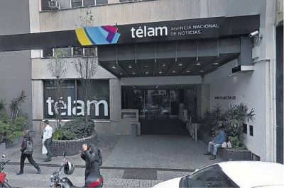 Paro y olla popular en Telam
