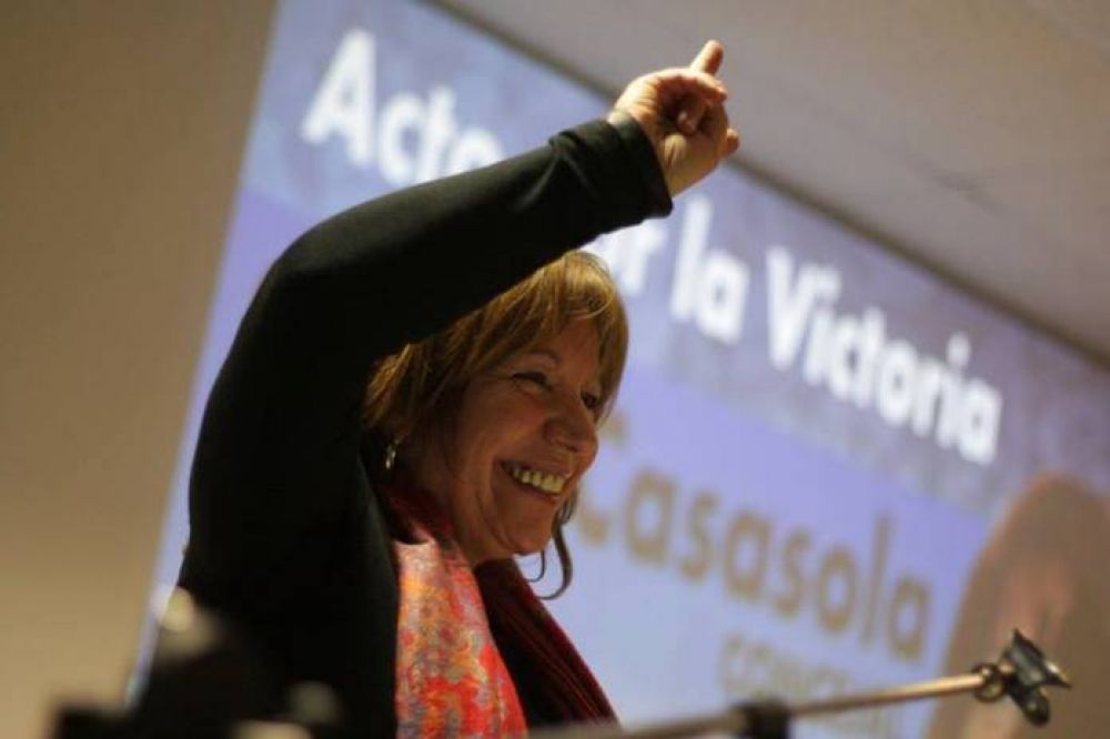 Stella Casasola es la precandidata a concejal por el Enapo