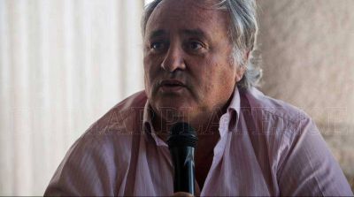 Municipales: De la Torre buscar� definir en persona el conflicto paritario