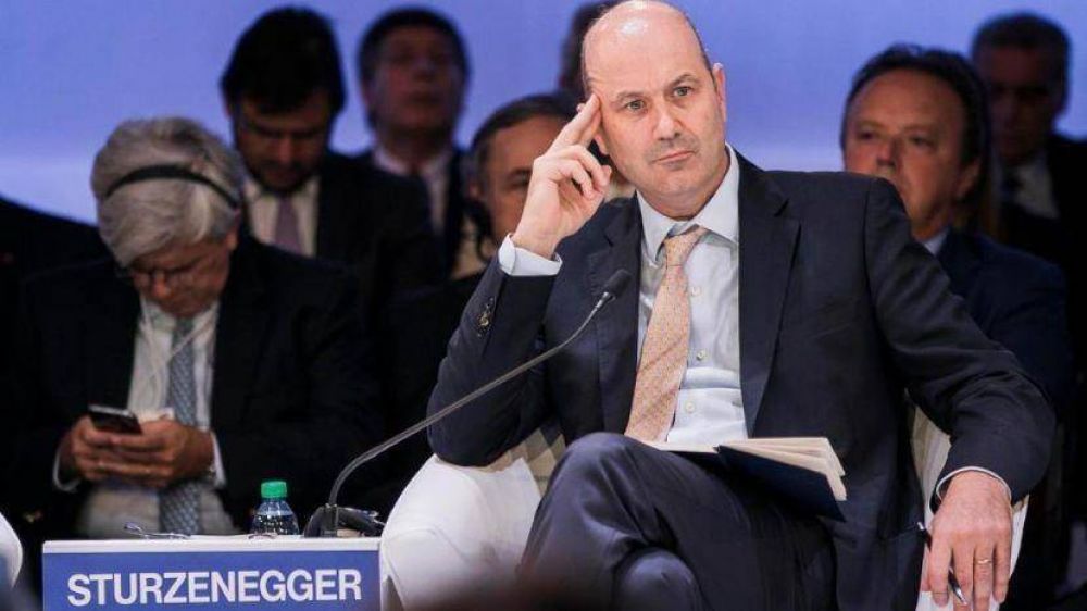 Oficial: las ganancias del BCRA se redujeron a la mitad el a�o pasado